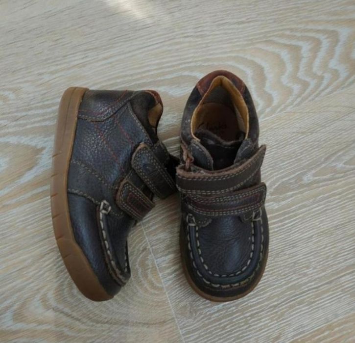 Шкіряні черевики Clarks 22 р.