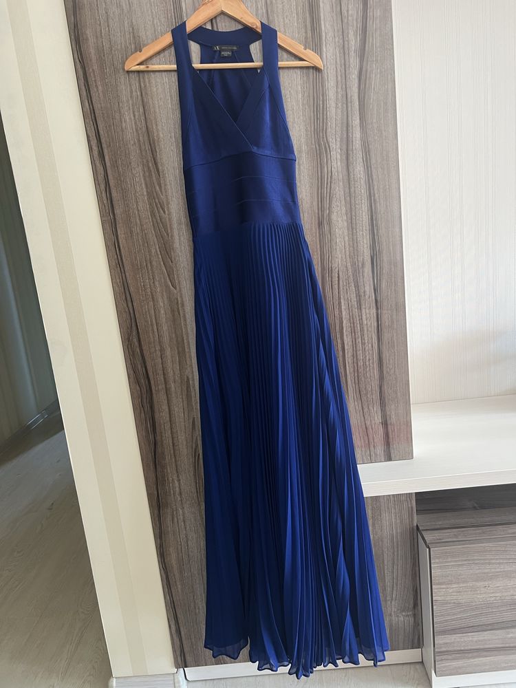 Динное платье Armani Exchange. Xxs/Xs.