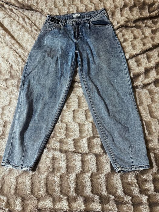 Продам джинсы в отличном состочние