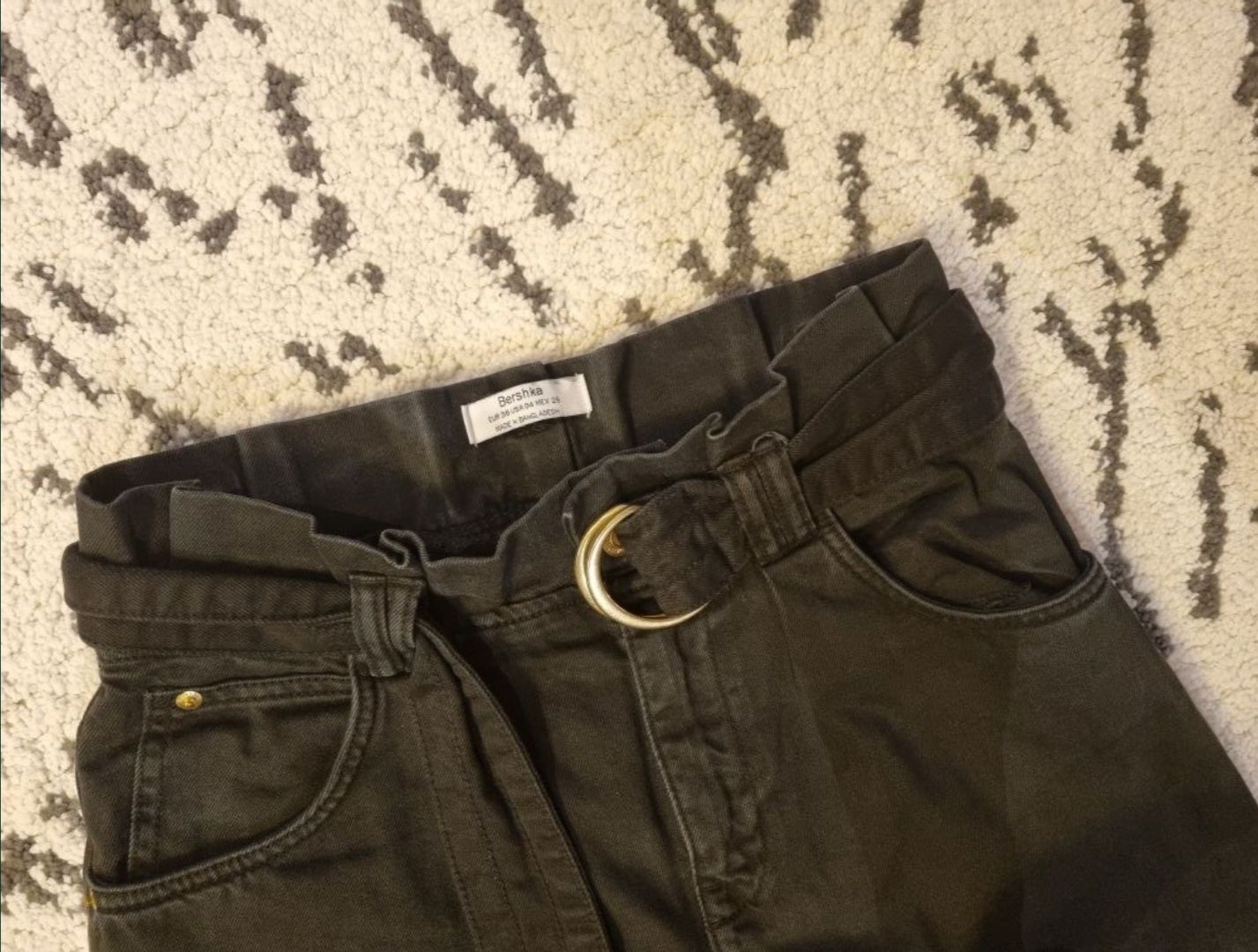 Czarne jeansy 36 S BERSHKA mom jeans dżinsy czarne spodnie