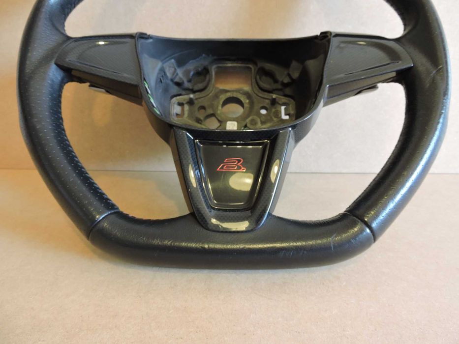 Volante SEAT Ibiza 6J Boca Negra