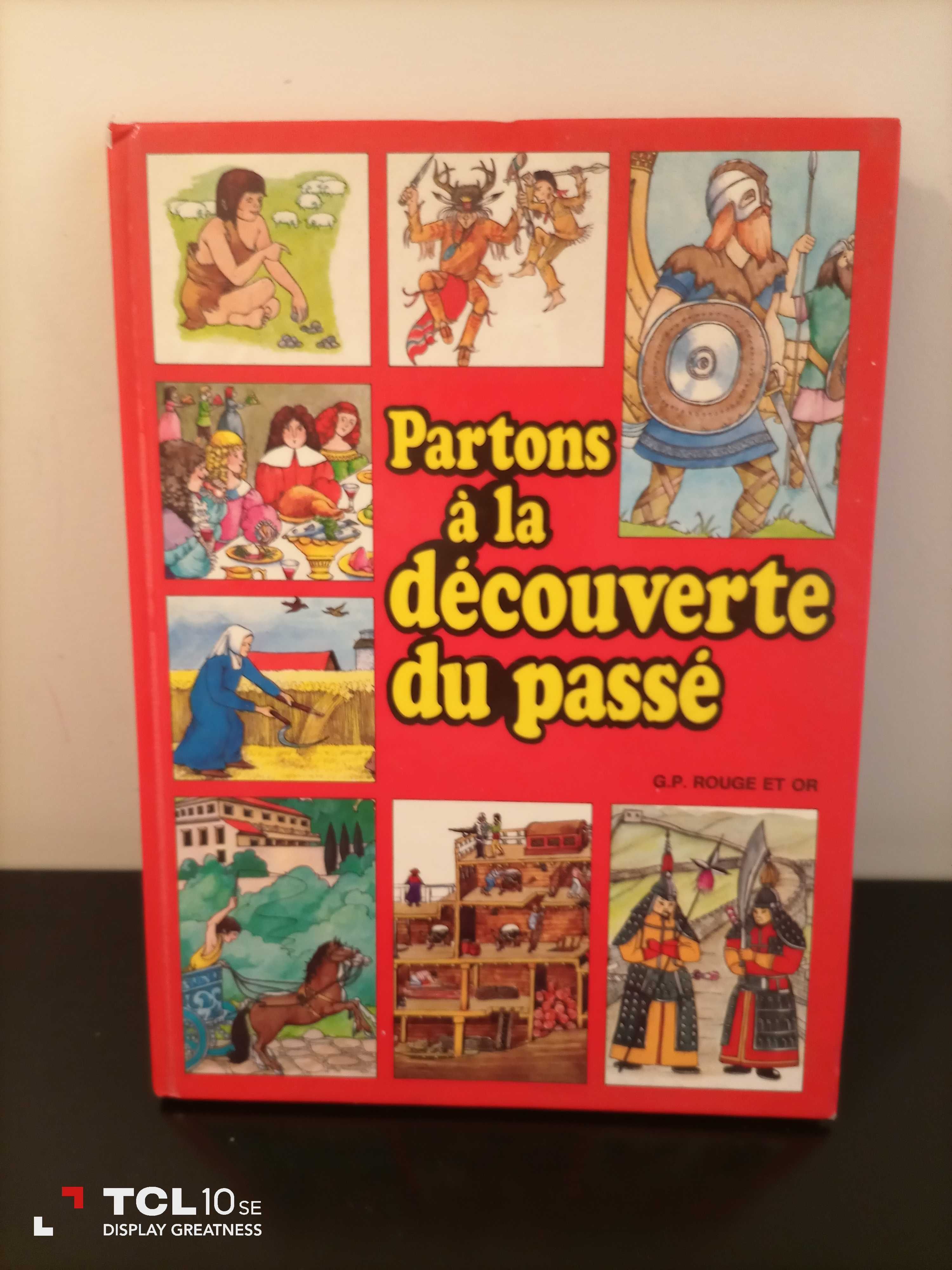 Livro em francês "partons á la découvert du passé"
