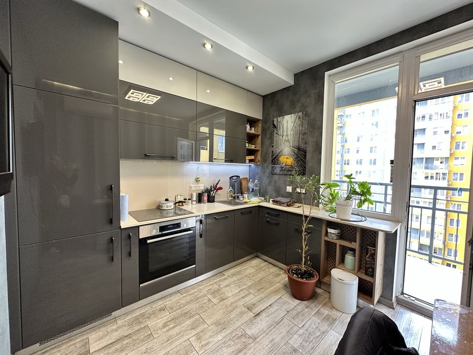 Продам 2 комнатную в центре, ЖК «Михайловский городок»