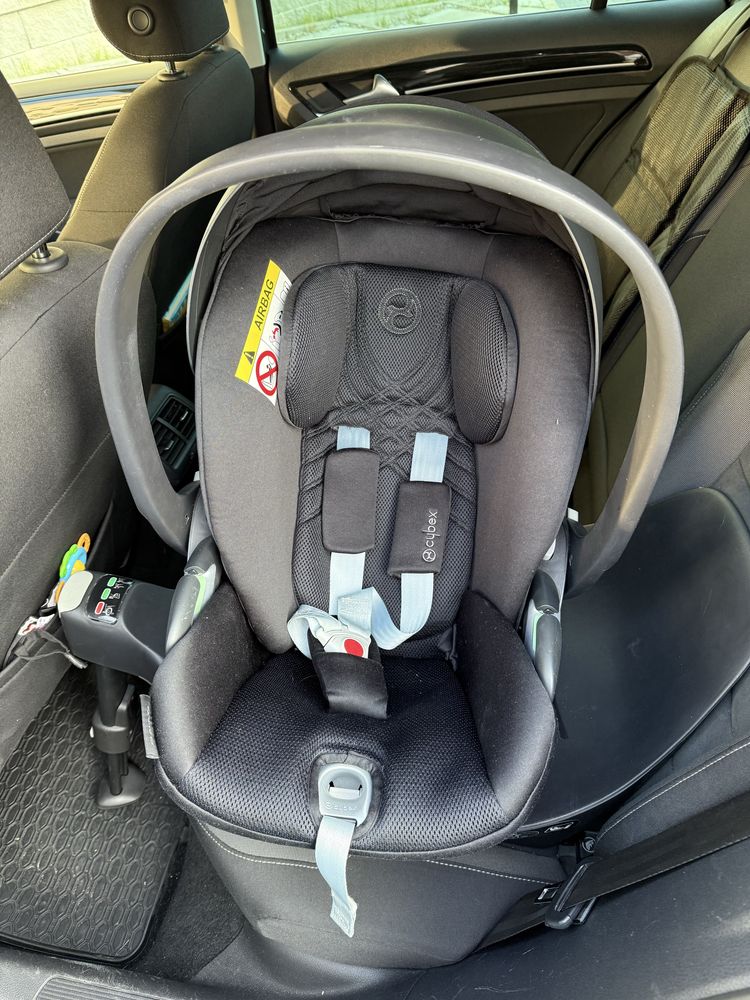 Cybex Cloud T I-Size z bazą