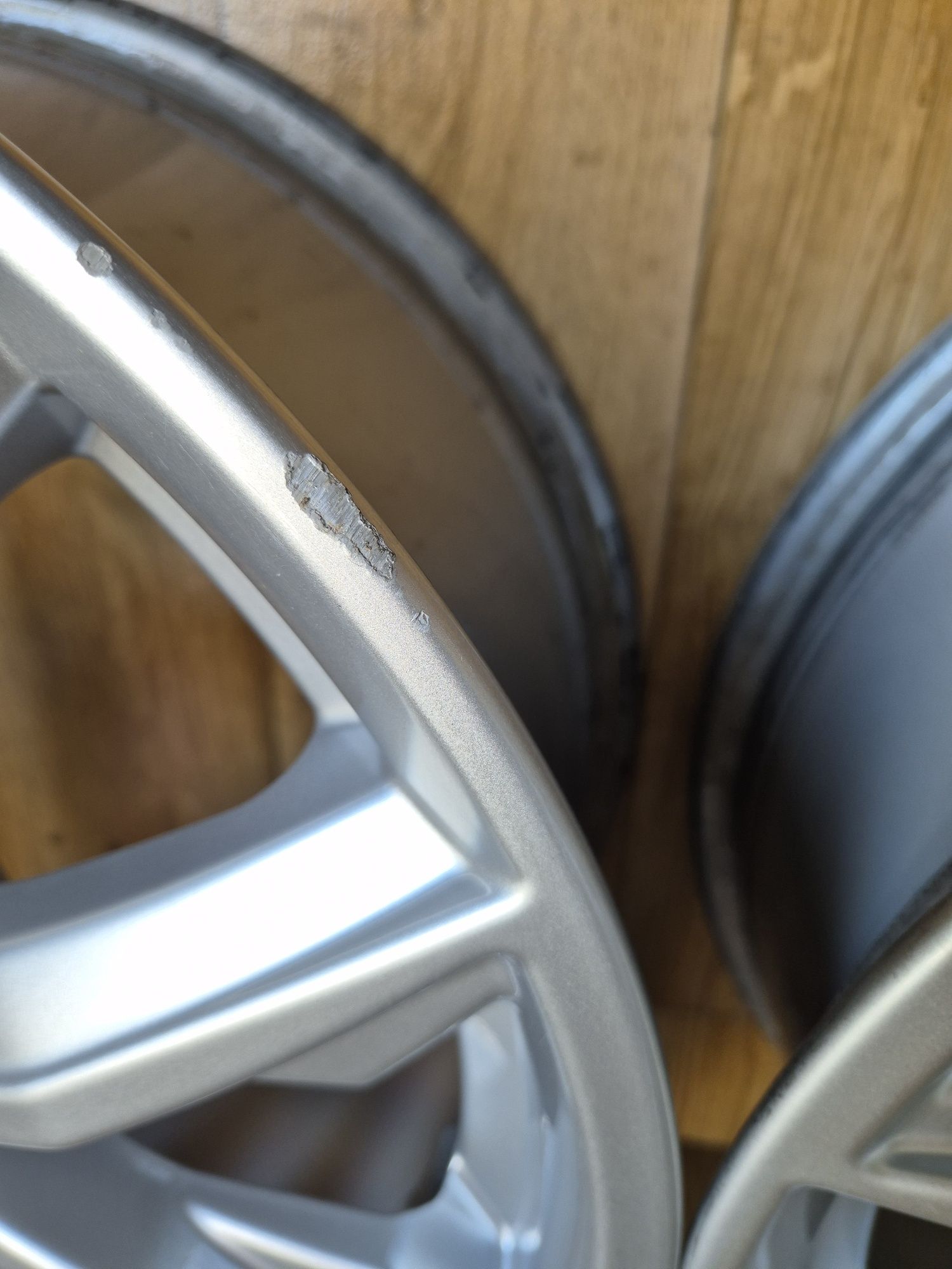 Alufelgi Audi 17 cali 5x112 et34 7j stan bdb