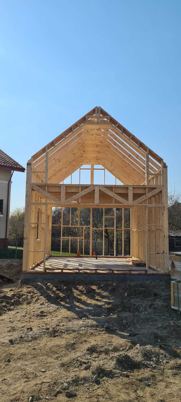 Dom drewniany, Szkielet Konstrukcja drewniana 35 m2 domu drewnianego