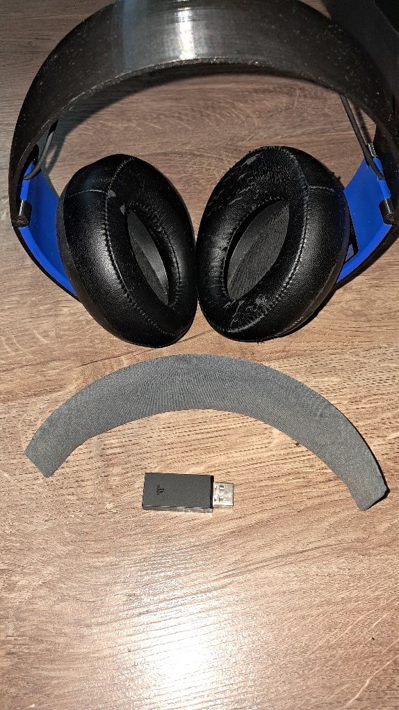 Наушники PlayStation Gold Wireless Stereo Headset 7.1