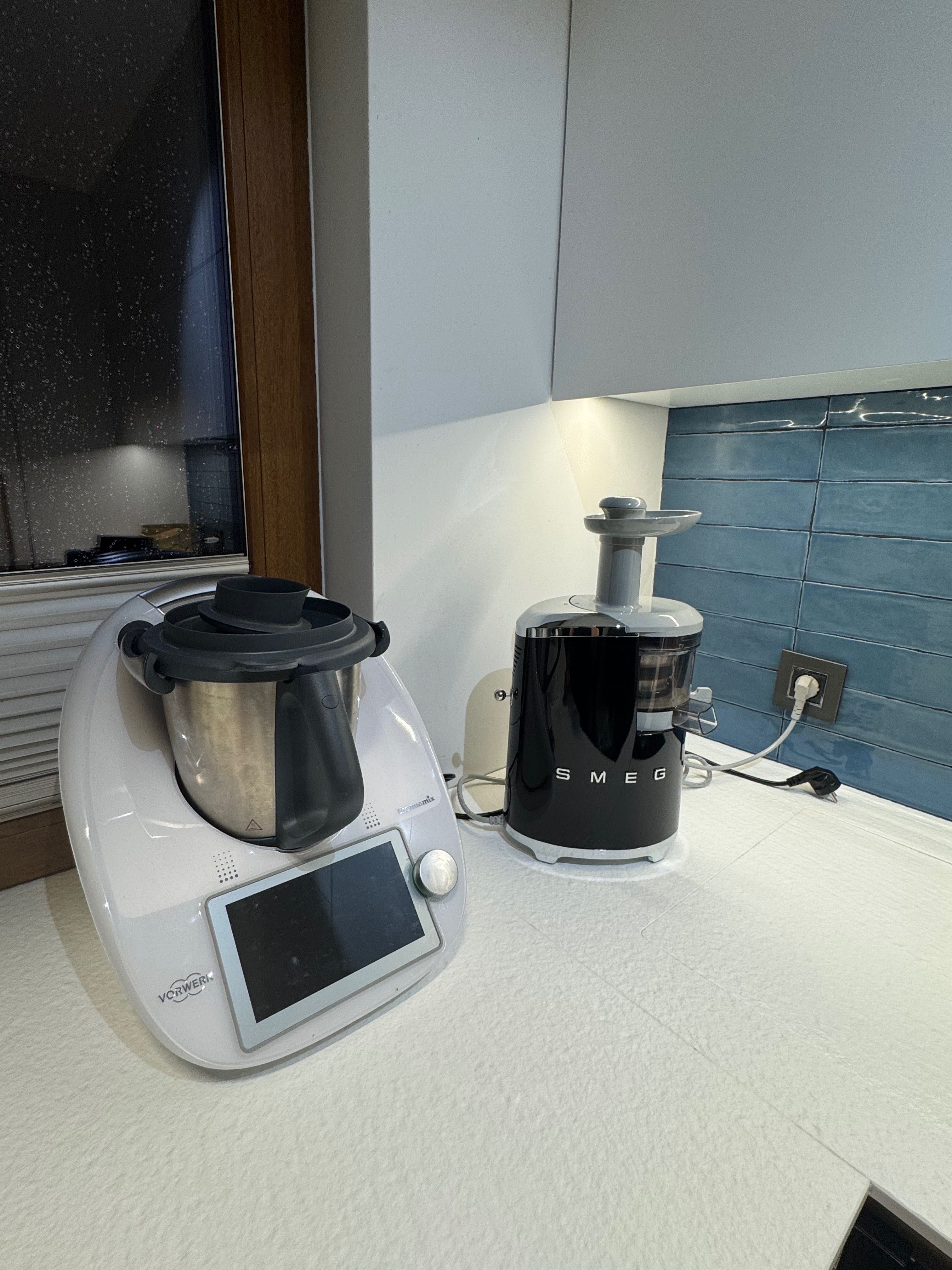 Wyciskarka wolnoobrotowa SMEG