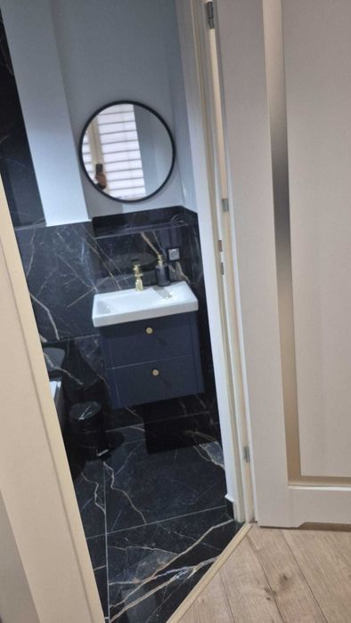 Nowa, nowoczesna kawalerka z oddzielną sypialnią na Śródmieściu