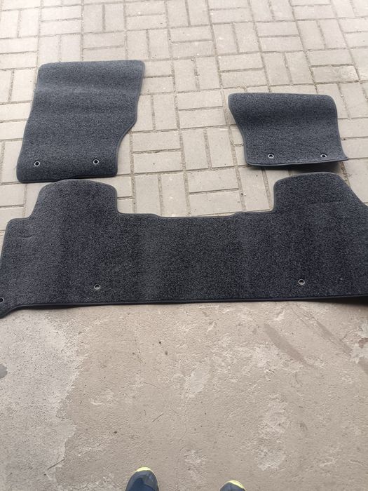 Nowe dywaniki welurowe oryginalne land Rover Discovery i do Defender