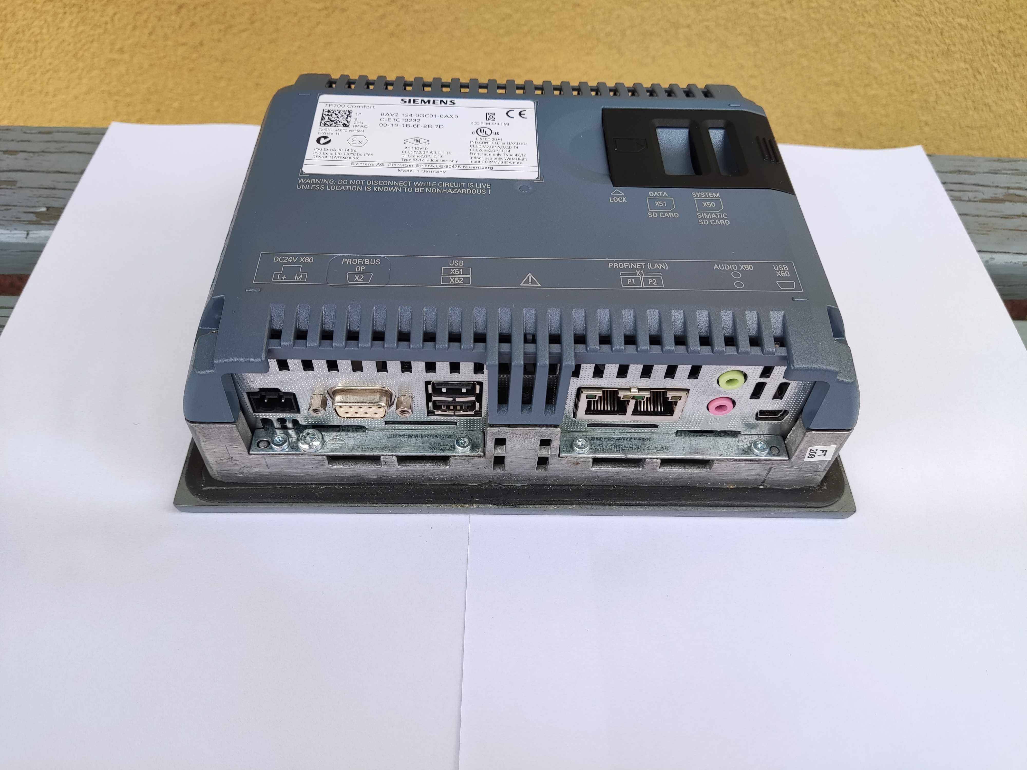 Panel operatorski Siemens Simatic 6AV2 124-0GC01-0AX0, TP700 Comfort