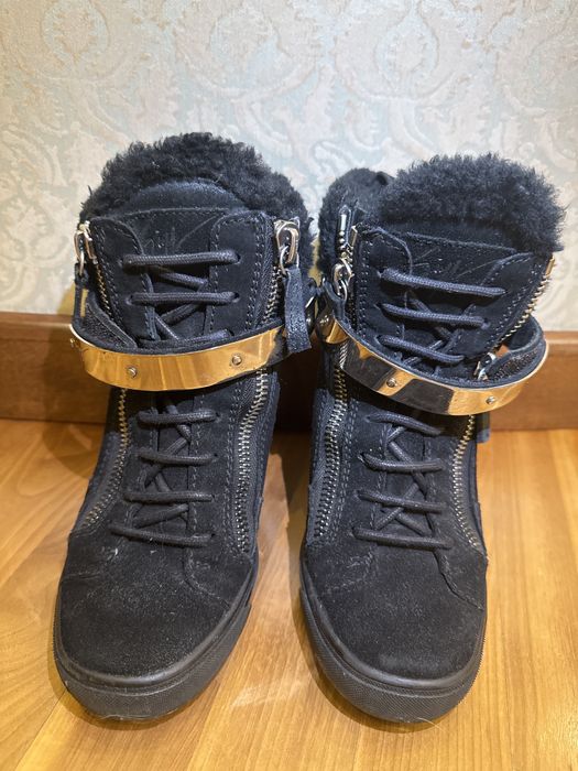 Обувь для женщин