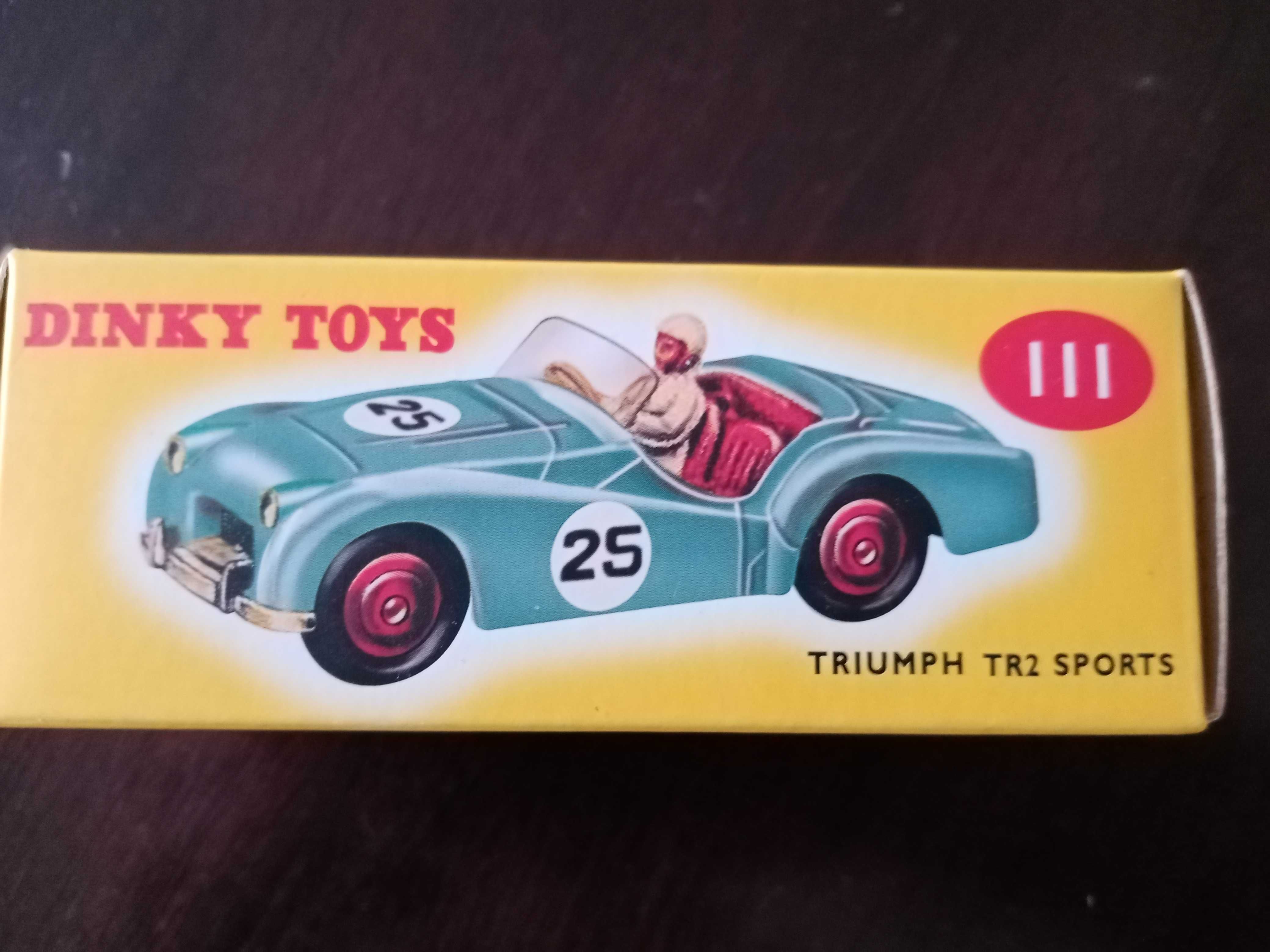 Samochodzik kolekcjonerski Dinky Toys