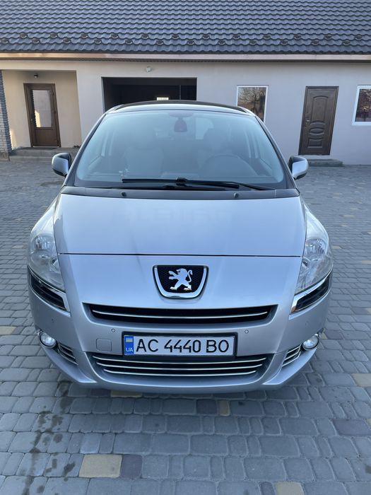 Peugeot 5008  2012  2,0hdi