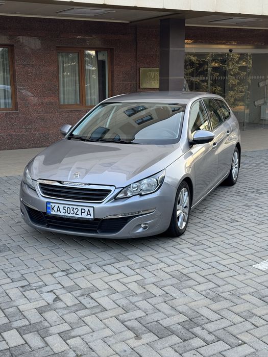 Продам Peugeot 2015