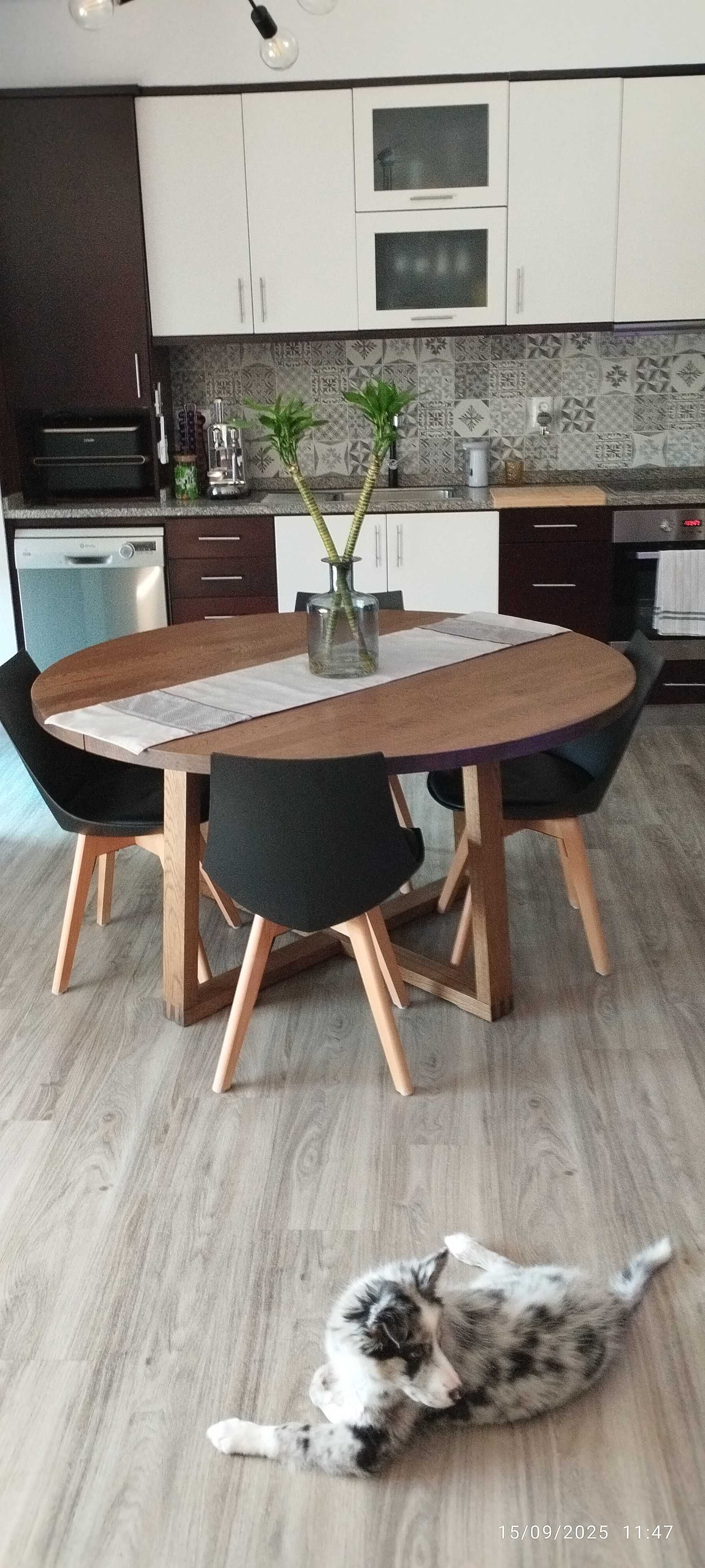 Mesa cozinha e cadeiras