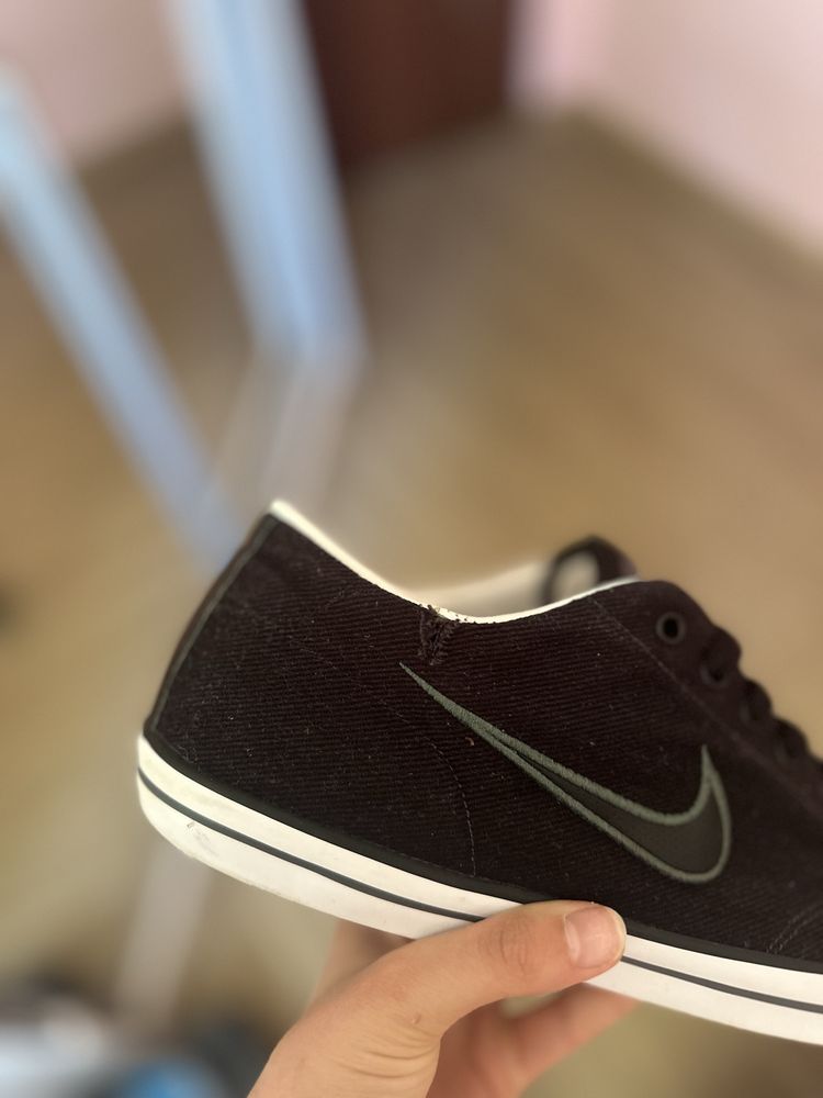 Кросівки nike capri cnvs