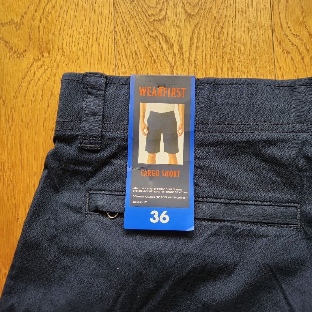 нові чоловічі шорти р.36 wearfirst