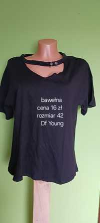 Czarny tshirt z obrożą Df Young rozm.42