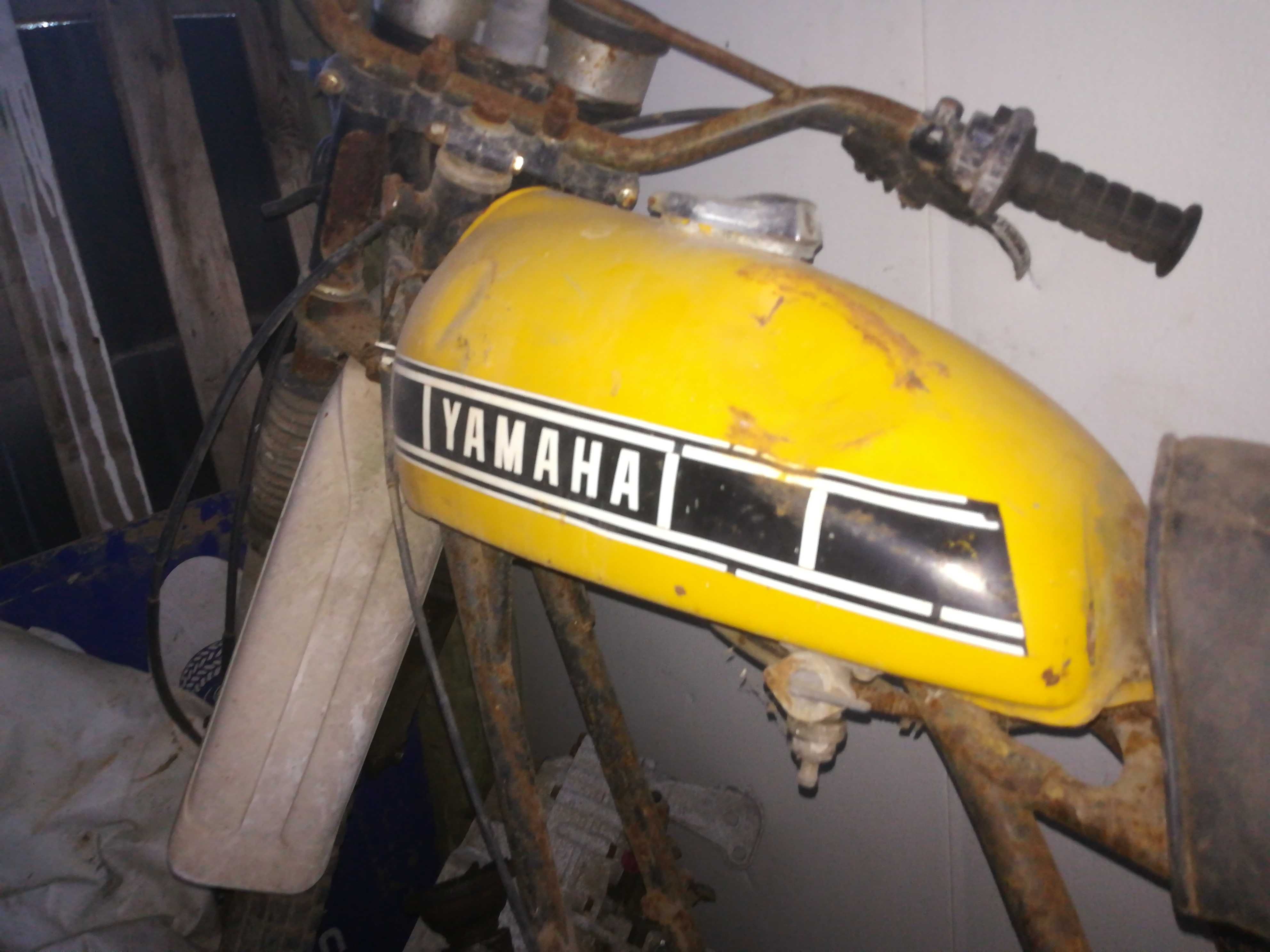 Yamaha 250 fins dos anos 60
