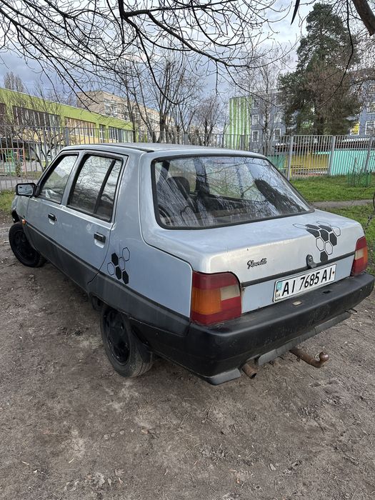 Заз Славута Таврия