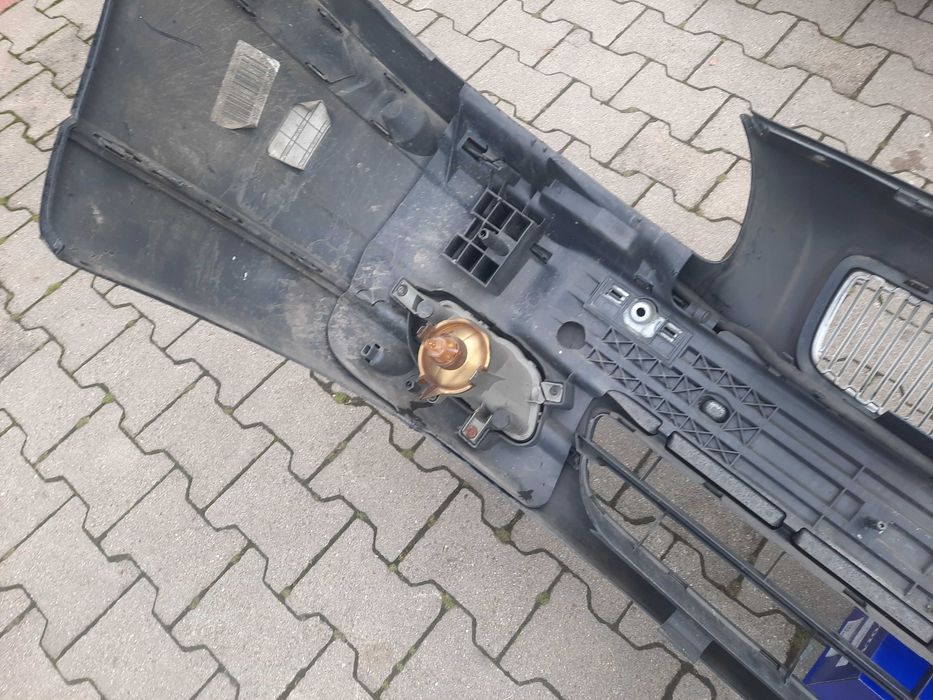 VOLVO V70 Zderzak Przód Atrapa Halogen Absorber LIFT CZĘŚCI RADOM