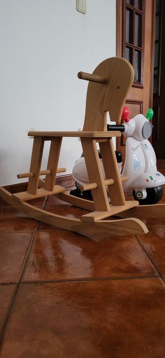 Brinquedos de criança  ate aos 4anos