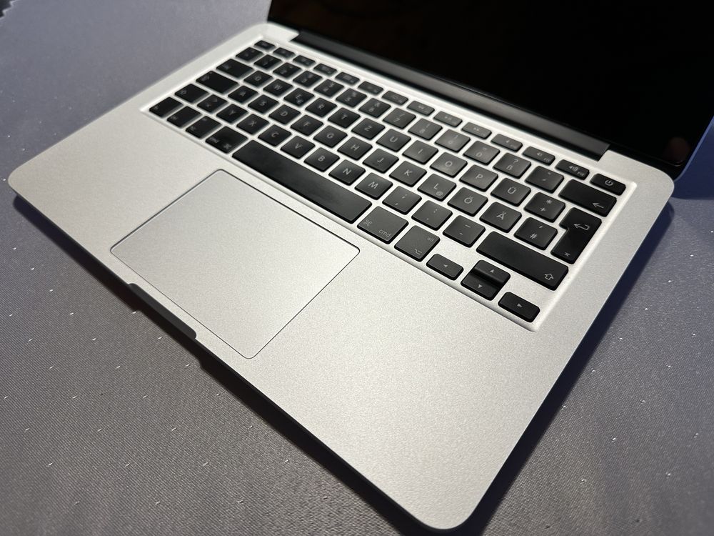 MacBook Pro 13 - w idealnym stanie