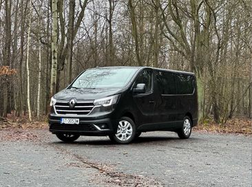 Bus do wynajęcia 9 osobowy Renault Trafic