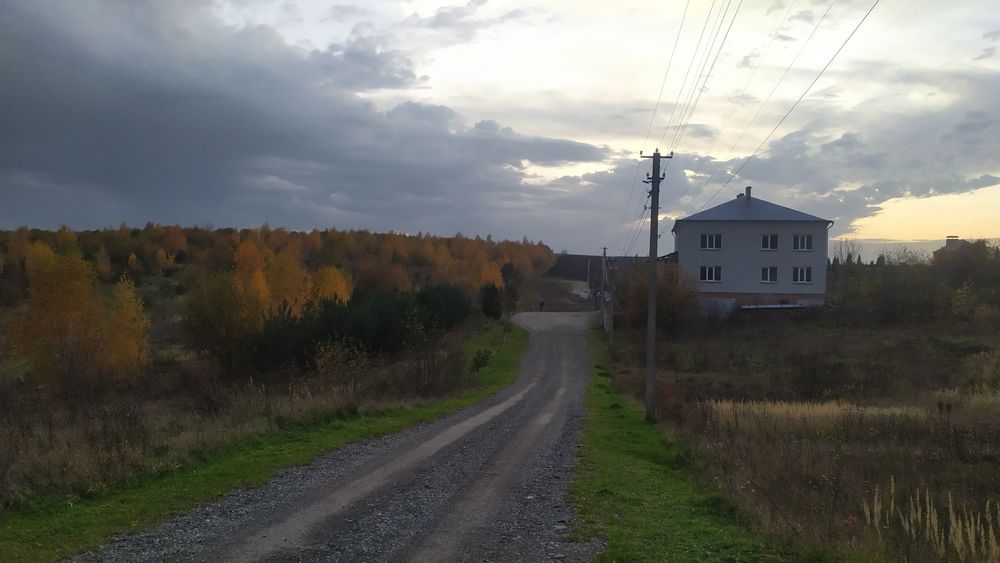 Продам будинок біля спорбази гарний краєвид.Навпроти Галицький ботаніч