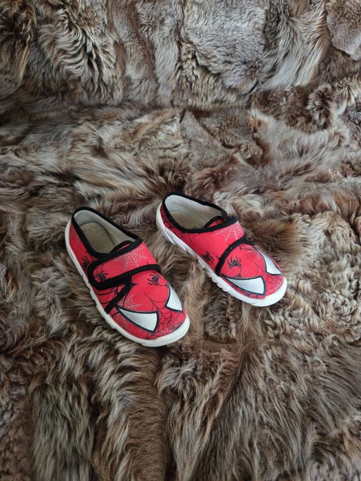 Pantofle do przedszkola Spiderman zetpol oddychające 27