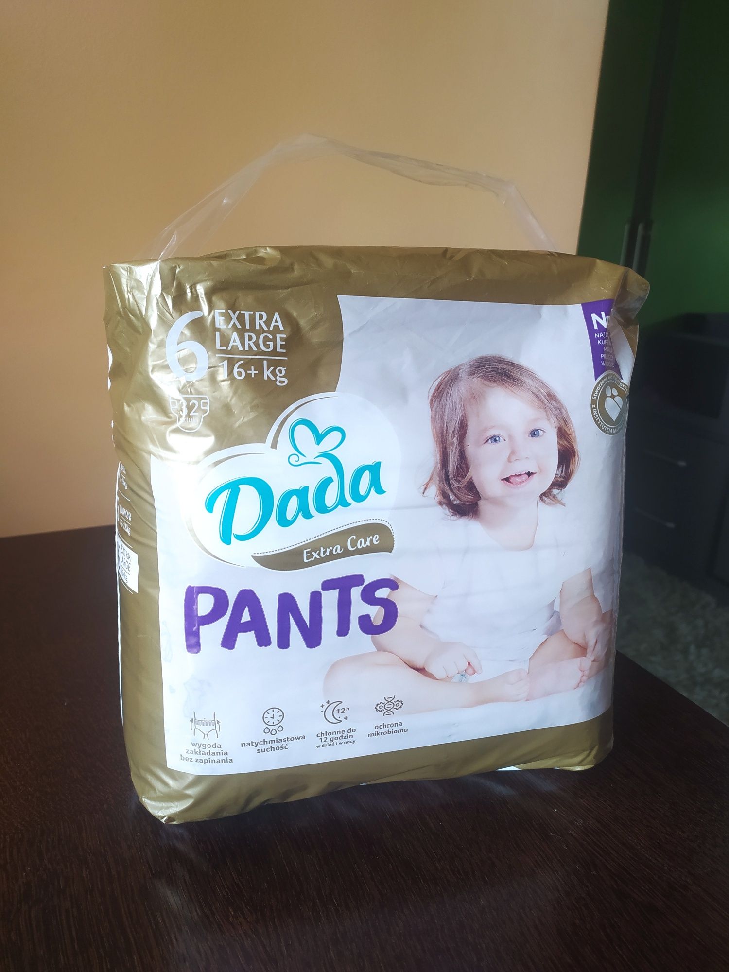 Pieluchomajtki Dada Extra Care Pants rozmiar 6 waga 16+