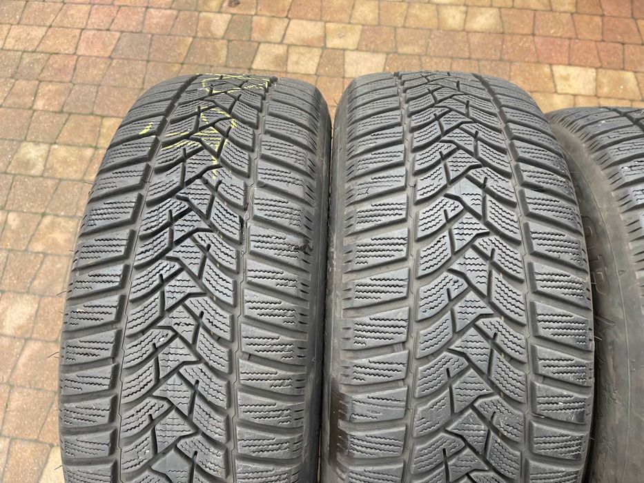 3998. Koła zimowe Hyundai i30 Kia Ceed 5x114.3 205/55/16 Dunlop 2021r