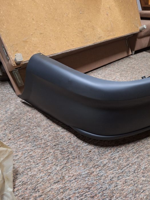 Zderzak opel vectra tył Nowy