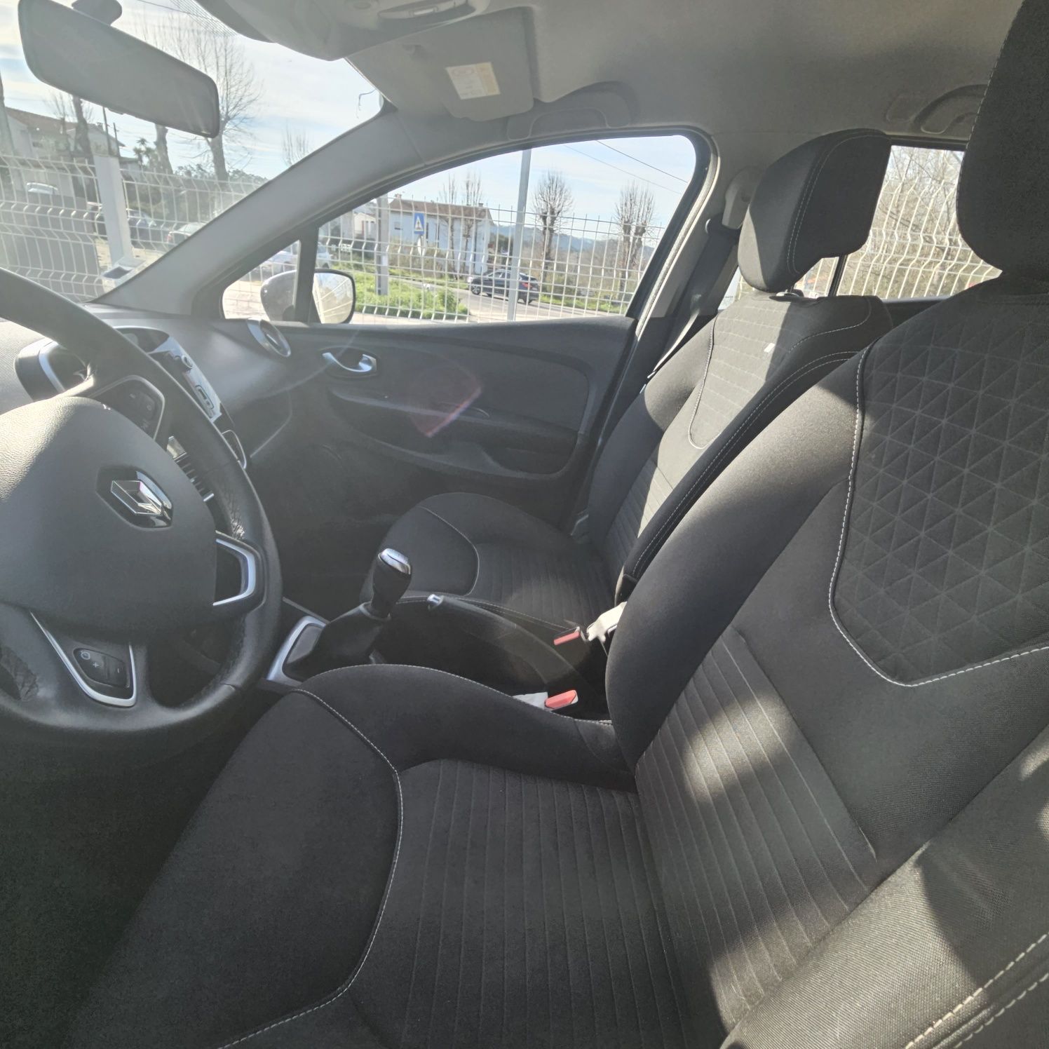 Renault Clio 1.5 dci 140€/Mês