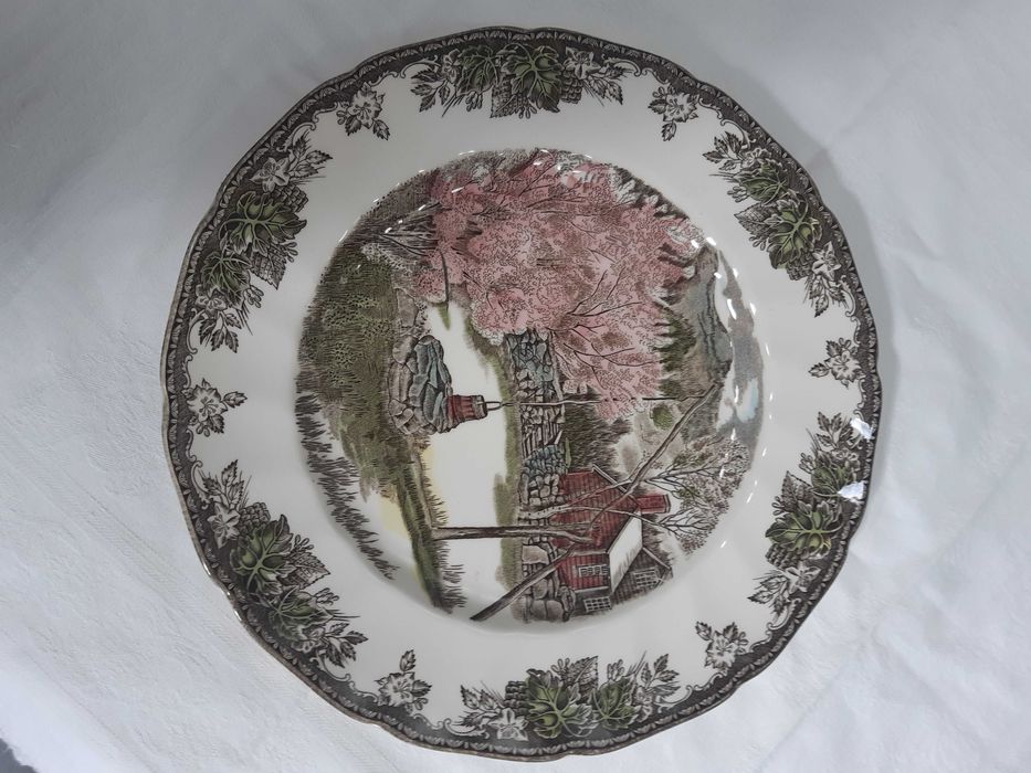 Pratos decorativos Johnson Bros