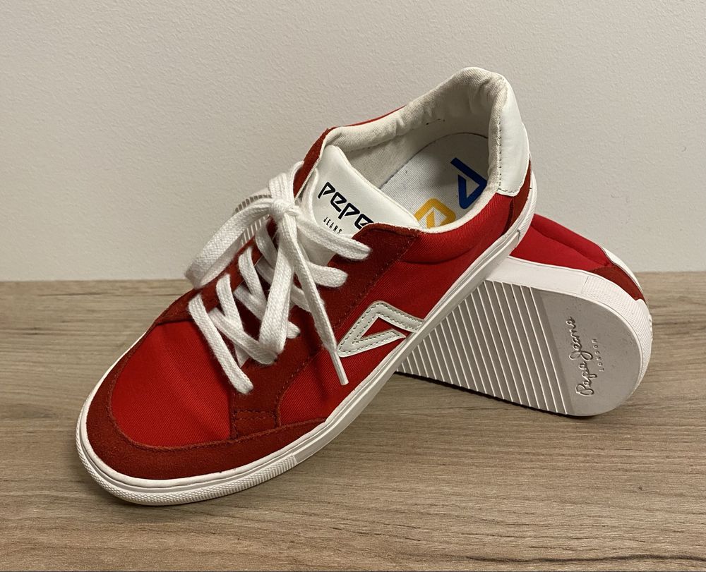 Sneakersy Pepe Jeans Adams Archive Boys 255RED rozmiar 37