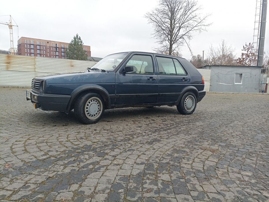 Продам гольф 2 на повному ходу