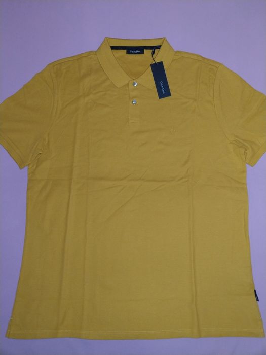 Wyprzedaż polo męskie Calvin Klein.