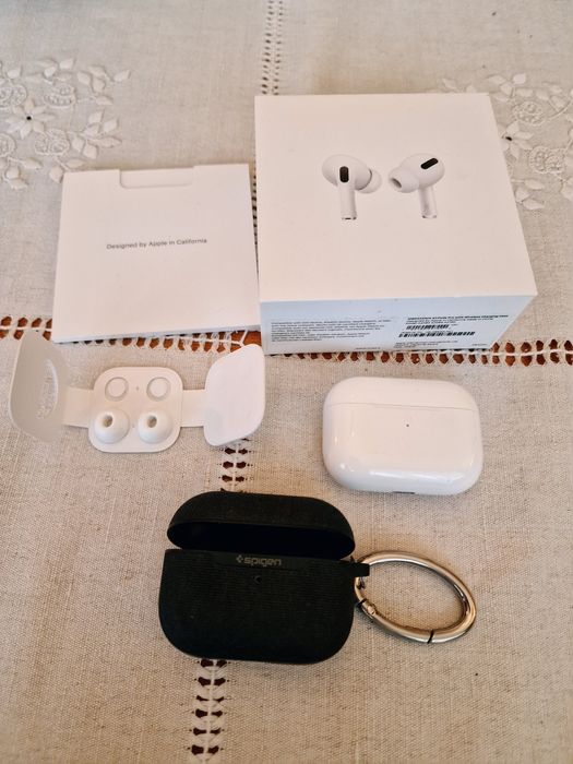 Etui ładujące Airpods pro 1st gen - oryginalne