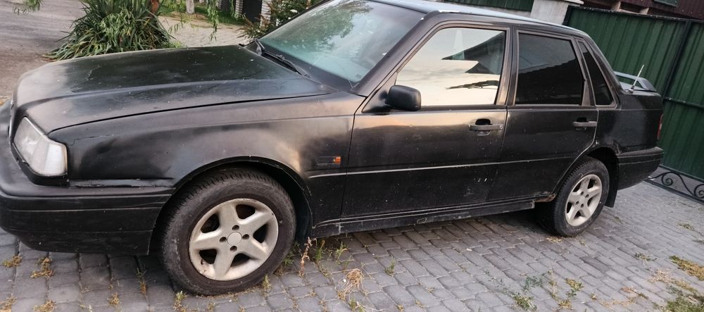 Продам авто Вольво 460 2.0л. 110 л. 1995 г.