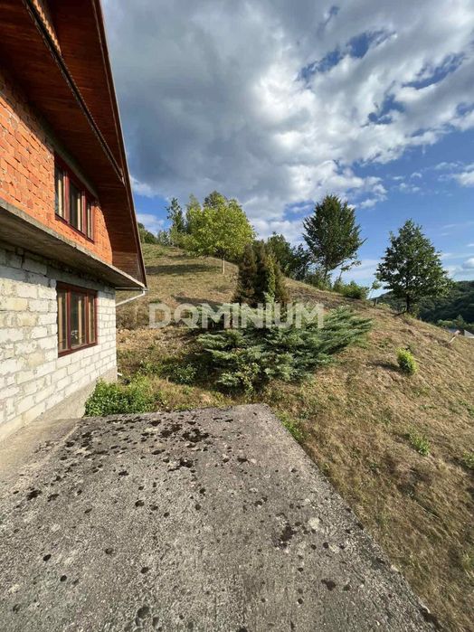 Продається будинок у самому серці Карпат