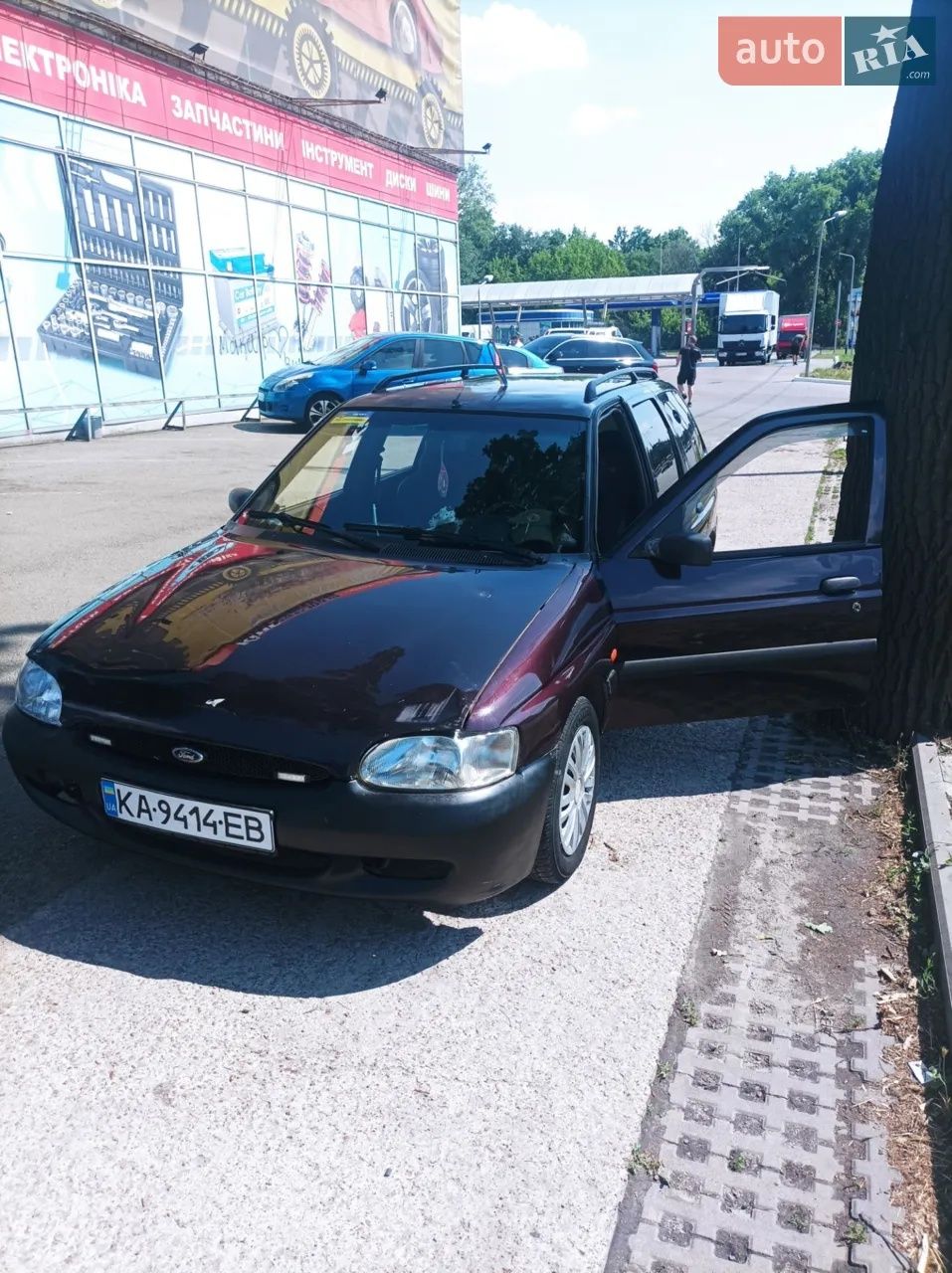 Ford eskord 1.6 1996 року