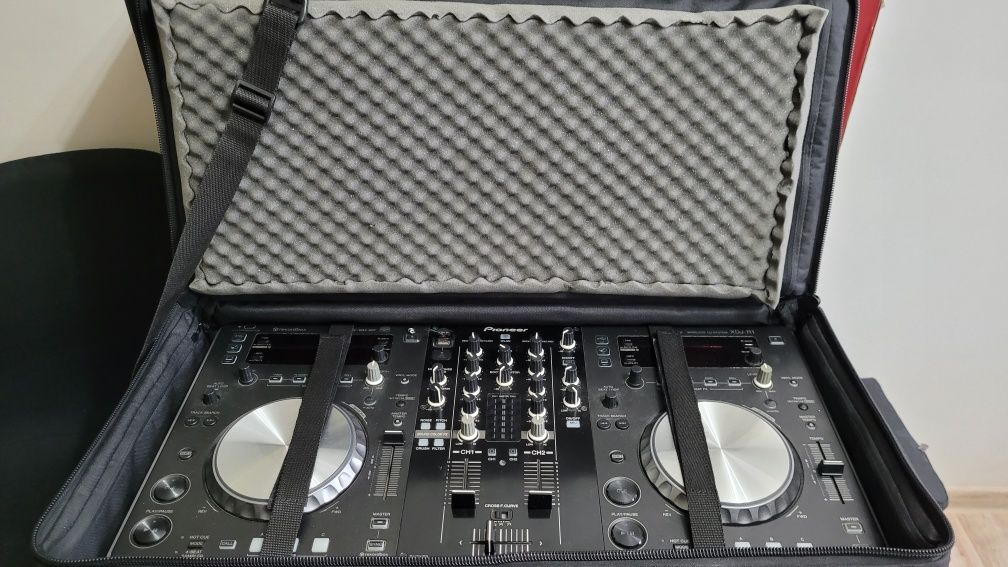 Pioneer dj xdj r1 + pokrowiec torba szyta na zamówienie  wartość 500zł