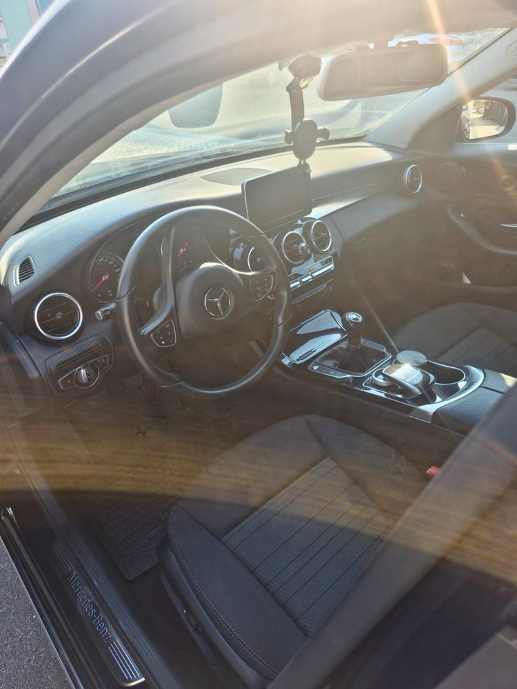 Vendo Mercedes Benz C200 BLUE TEC/D modelo: C-CLASS T