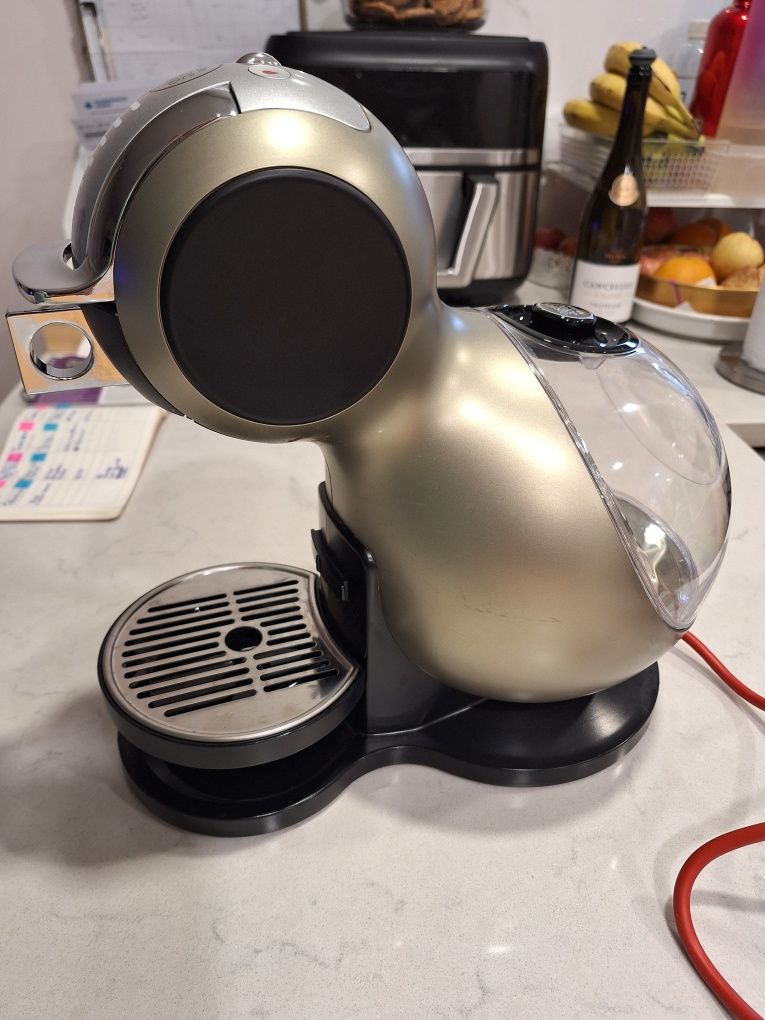 Máquina Dolce Gusto (para peças)