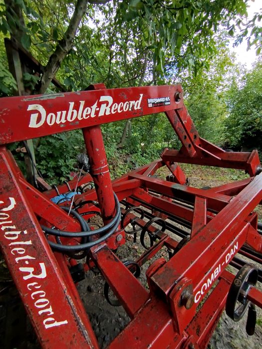 Продам культиватор під сівалку 3м. Doublet Record
