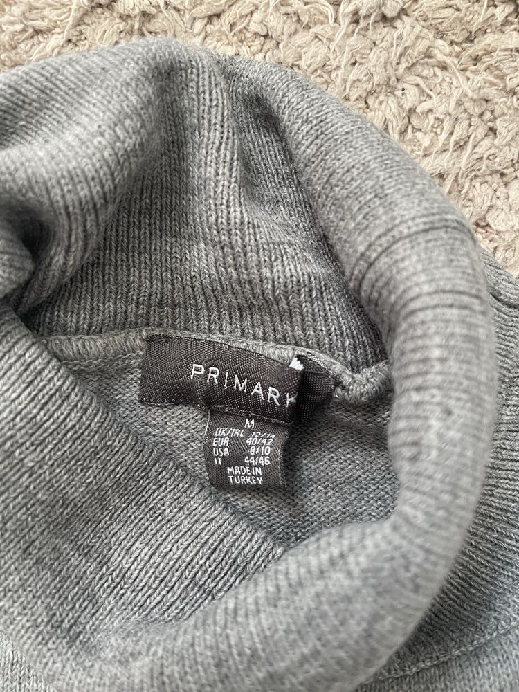 Вызаное платье-макси Primark M в идеале