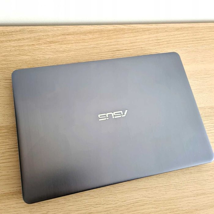 Laptop ASUS Vivobook S14 S410U i5-8250U 8Gb 240Gb SSD Win10 14