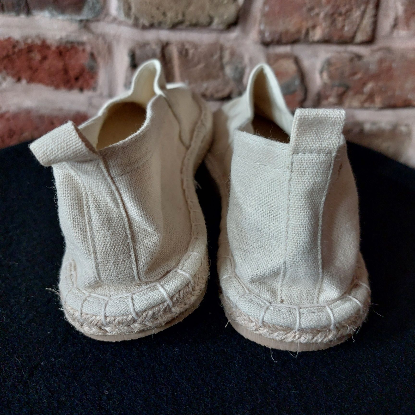 Beżowe płócienne espadryle Even&Odd